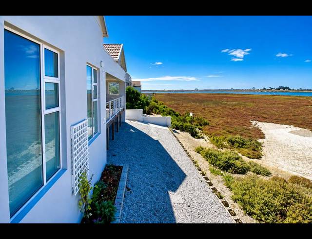 3 BEDROOM HOUSE FOR SALE IN PORT OWEN